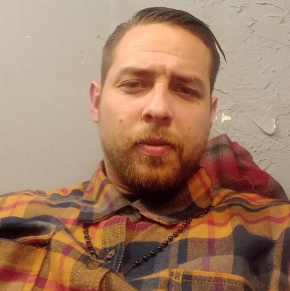 Meet your Posher, Zac